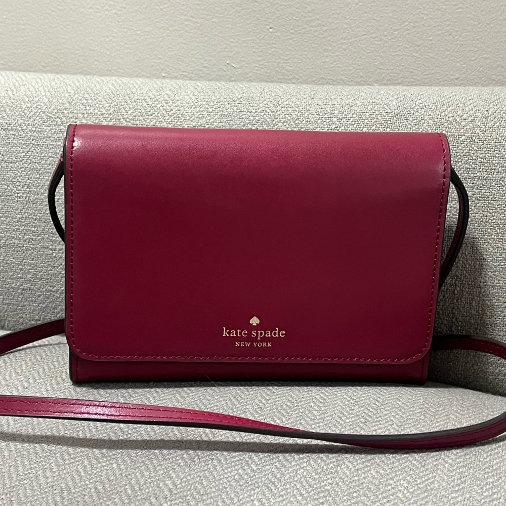 Kate Spade ♠️ Kerri wallet on a string crossbody purse Cranberry smooth leather